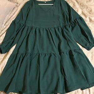 Flowy midi green dress
